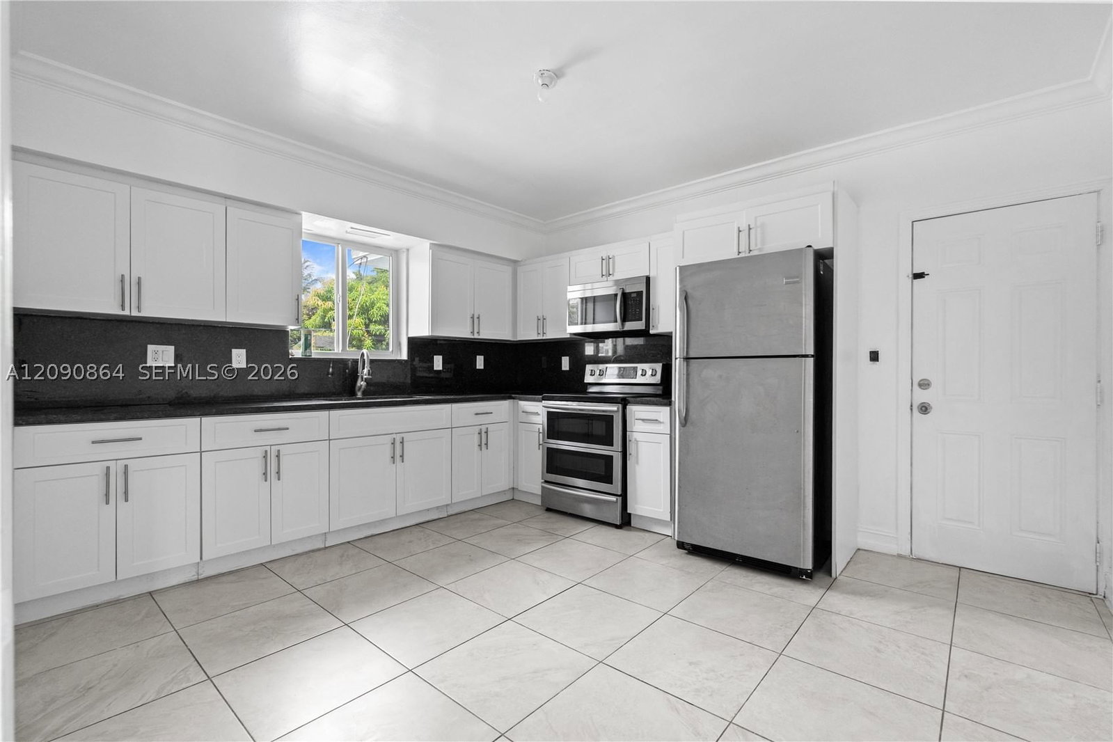 Real estate property located at 580 Lee Dr, Miami-dade, Edgewater Park Amd Pl, Miami Springs, FL