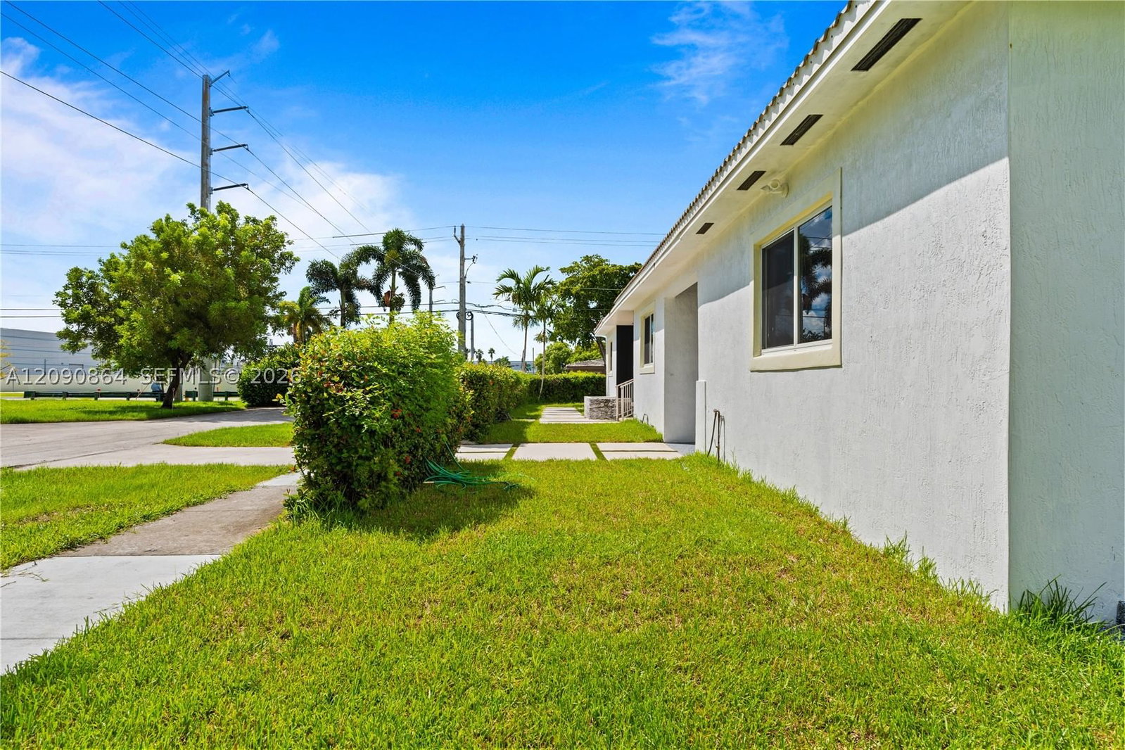 Real estate property located at 580 Lee Dr, Miami-dade, Edgewater Park Amd Pl, Miami Springs, FL