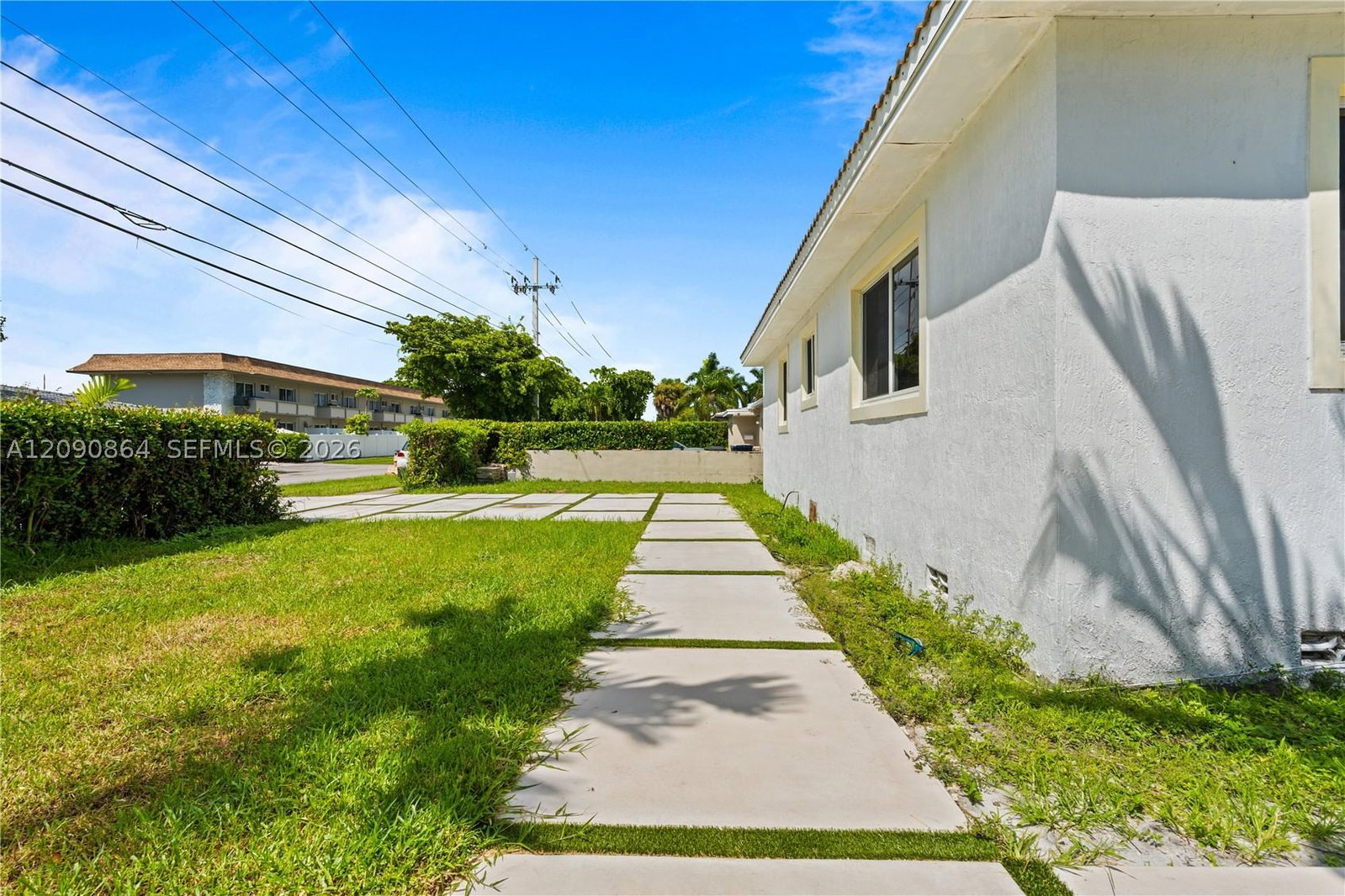 Real estate property located at 580 Lee Dr, Miami-dade, Edgewater Park Amd Pl, Miami Springs, FL
