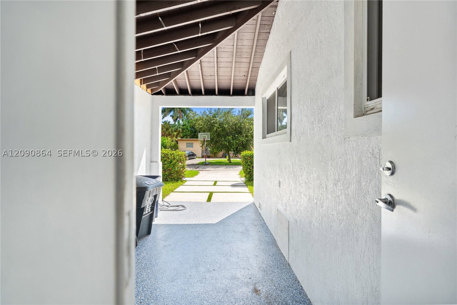 Real estate property located at 580 Lee Dr, Miami-dade, Edgewater Park Amd Pl, Miami Springs, FL