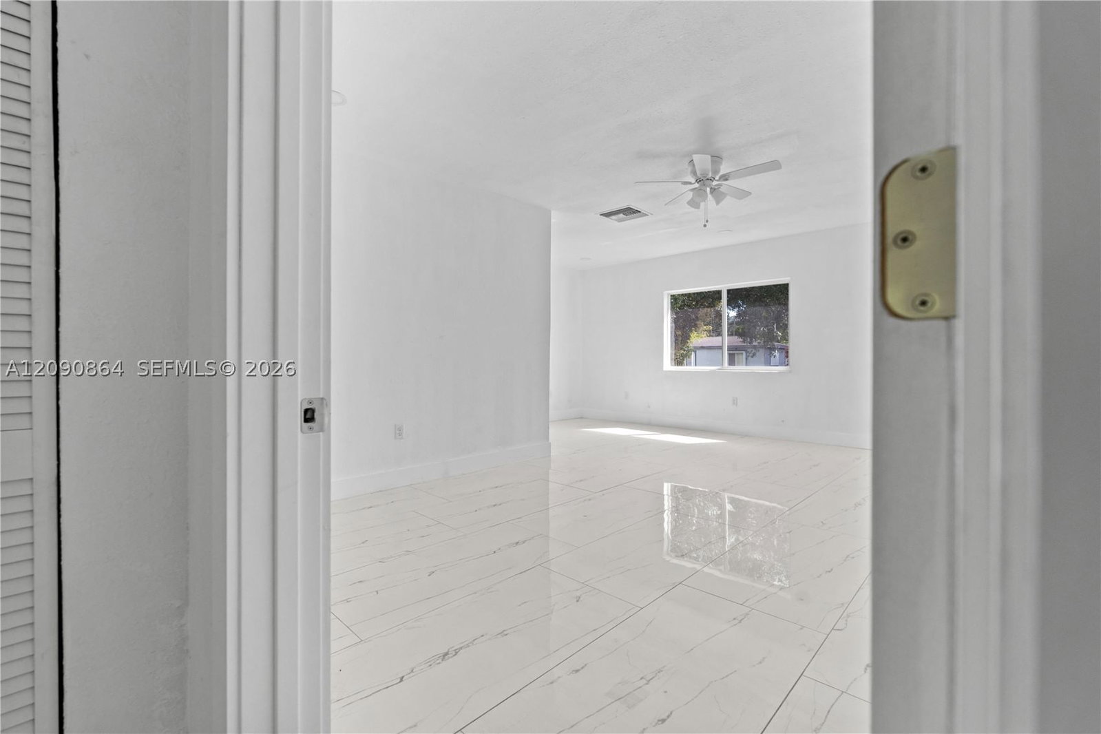 Real estate property located at 580 Lee Dr, Miami-dade, Edgewater Park Amd Pl, Miami Springs, FL