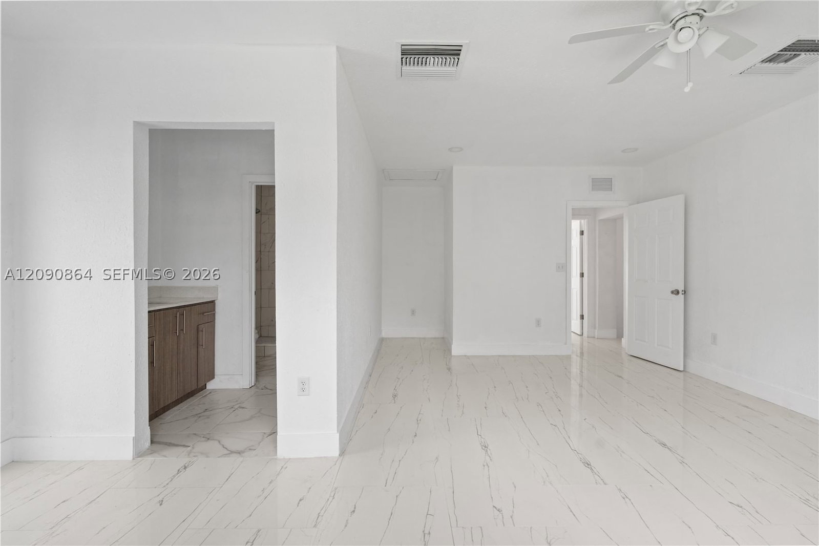 Real estate property located at 580 Lee Dr, Miami-dade, Edgewater Park Amd Pl, Miami Springs, FL