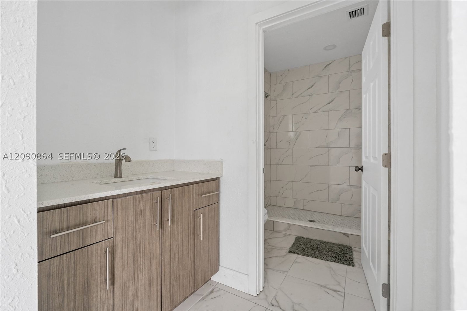 Real estate property located at 580 Lee Dr, Miami-dade, Edgewater Park Amd Pl, Miami Springs, FL