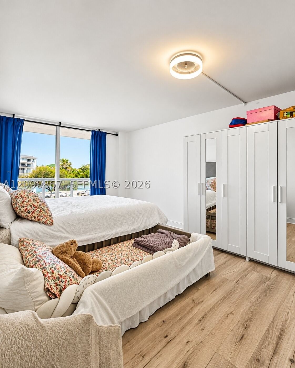 Real estate property located at 2457 Collins Ave #202, Miami-dade, The Royal Club Condo, Miami Beach, FL