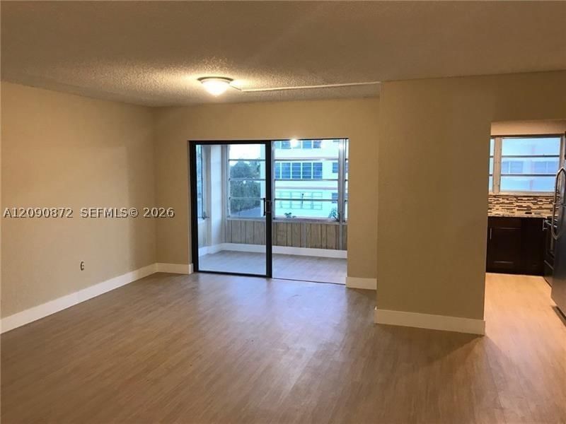 Real estate property located at 2501 41st Ave #302, Broward, Cypress Tree Condo Bldg 6, Lauderhill, FL