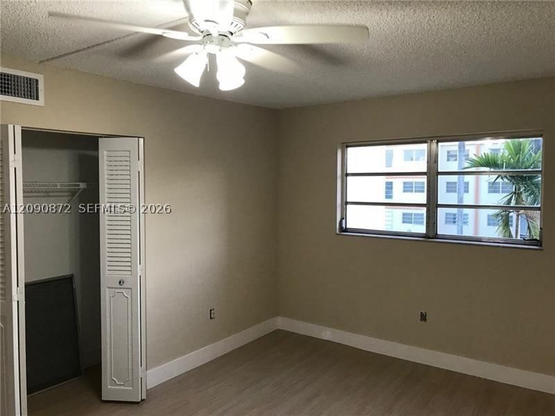 Real estate property located at 2501 41st Ave #302, Broward, Cypress Tree Condo Bldg 6, Lauderhill, FL