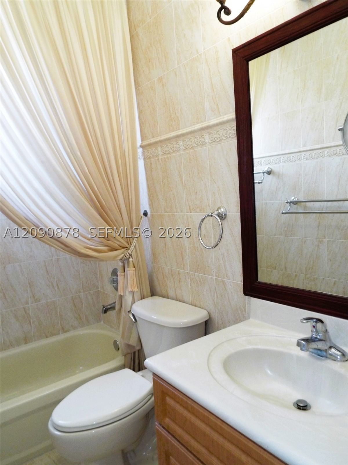 Real estate property located at 6042 163rd Ave, Miami-dade, Rivendell East, Miami, FL