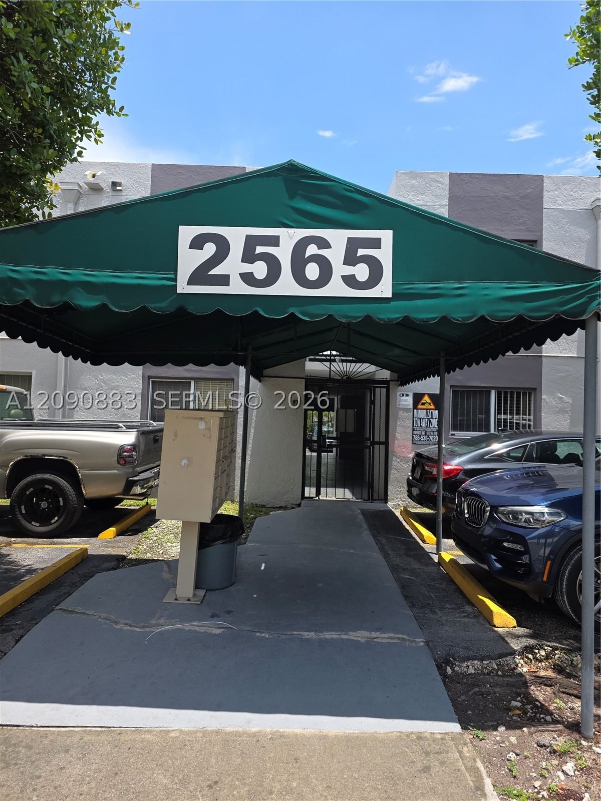 Real estate property located at 2565 56th St #206, Miami-dade, Hialeah Condo, Hialeah, FL