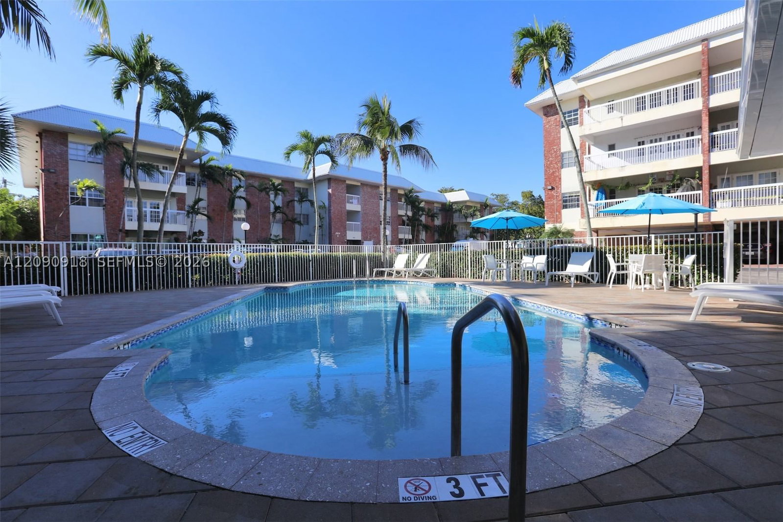 Real estate property located at 2424 17th Cswy #205B, Broward, Village At Harbor Beach C, Fort Lauderdale, FL