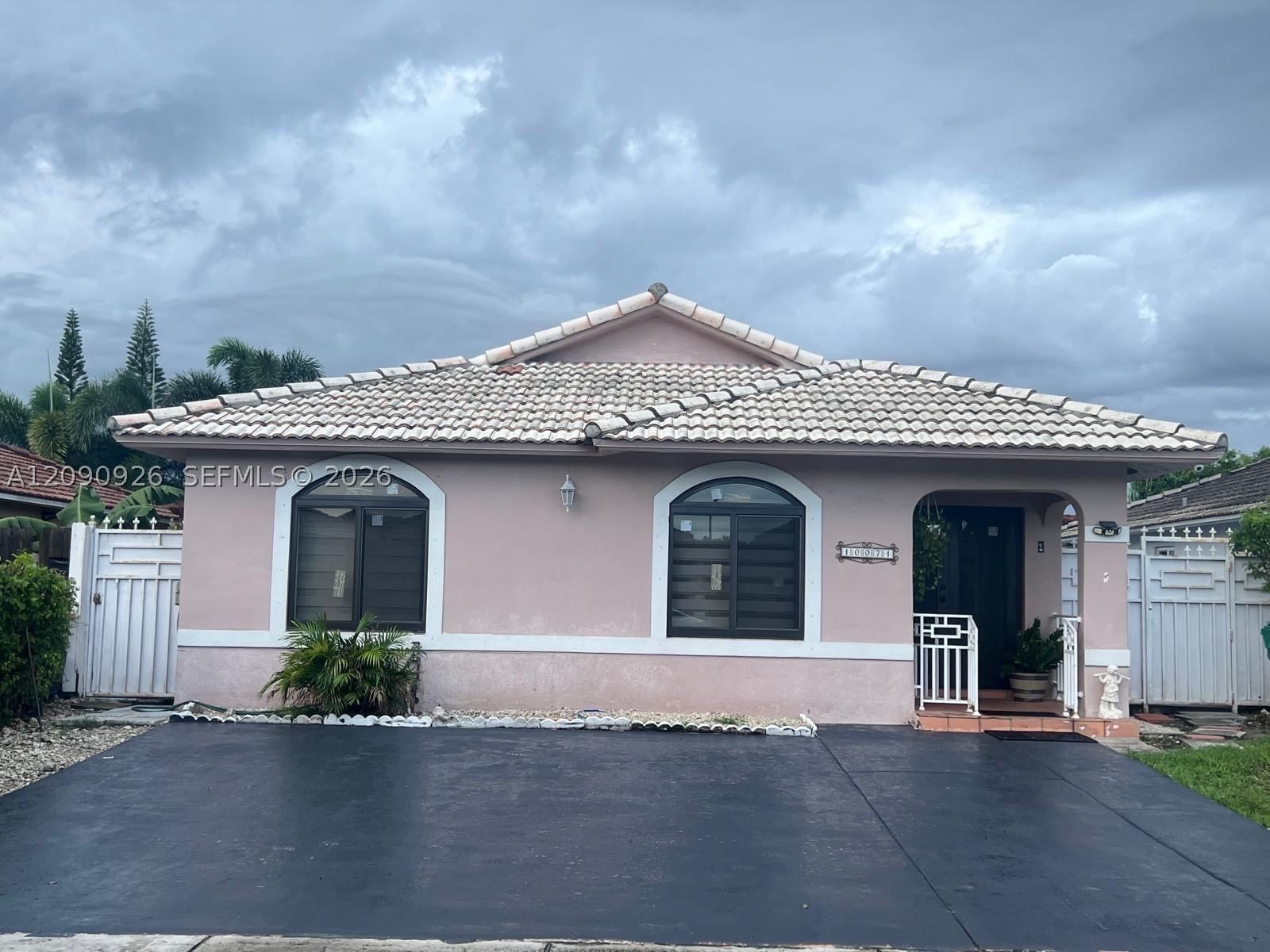 Real estate property located at 10071 127 terrace, Miami-dade, Golden Eagle Estates, Hialeah Gardens, FL