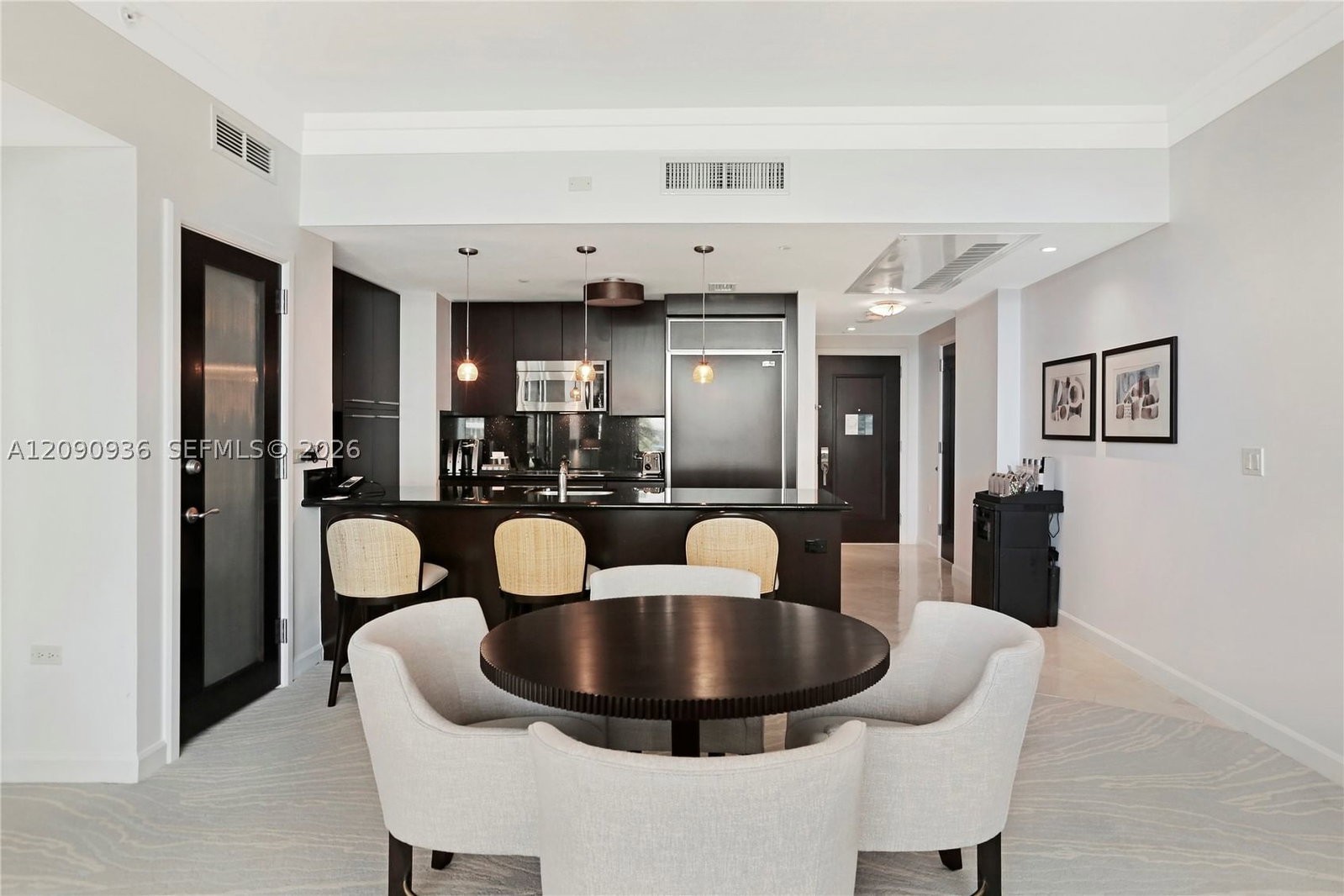 Real estate property located at 4391 Collins Ave #307, Miami-dade, Fontainebleau Iii, Miami Beach, FL