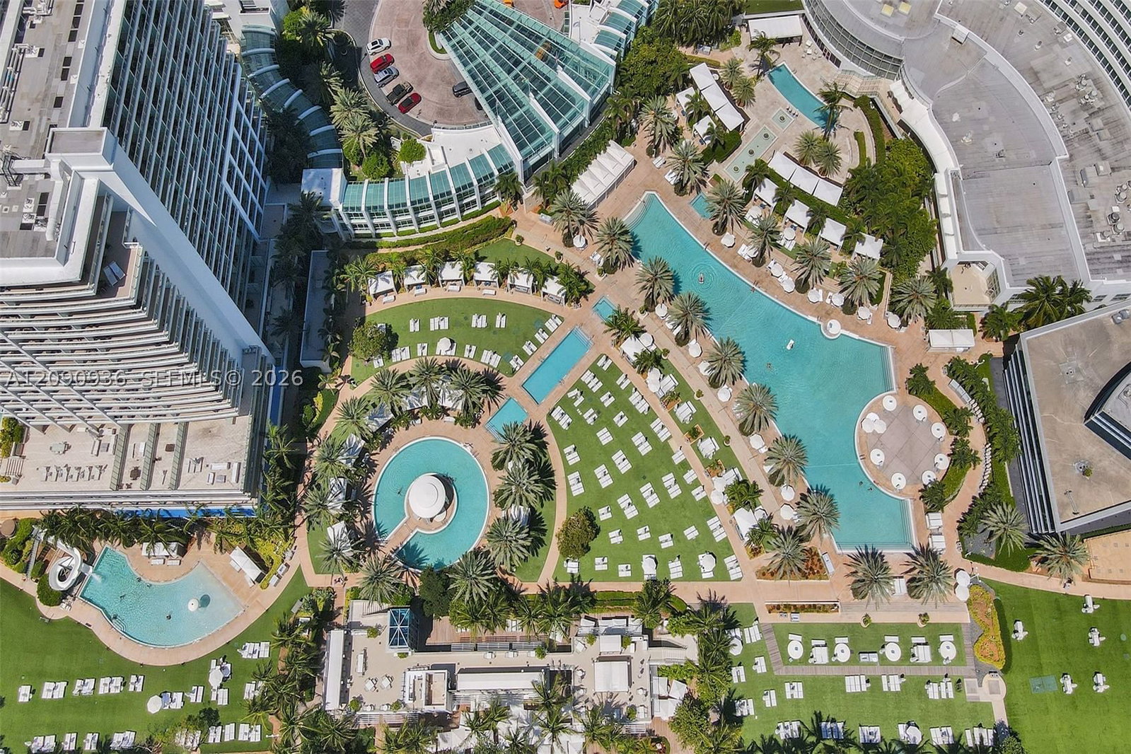 Real estate property located at 4391 Collins Ave #307, Miami-dade, Fontainebleau Iii, Miami Beach, FL