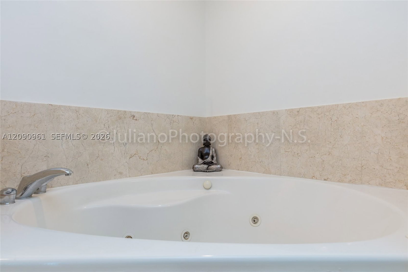 Real estate property located at 7910 Harbor Island Dr #507, Miami-dade, 360 Condo B, North Bay Village, FL