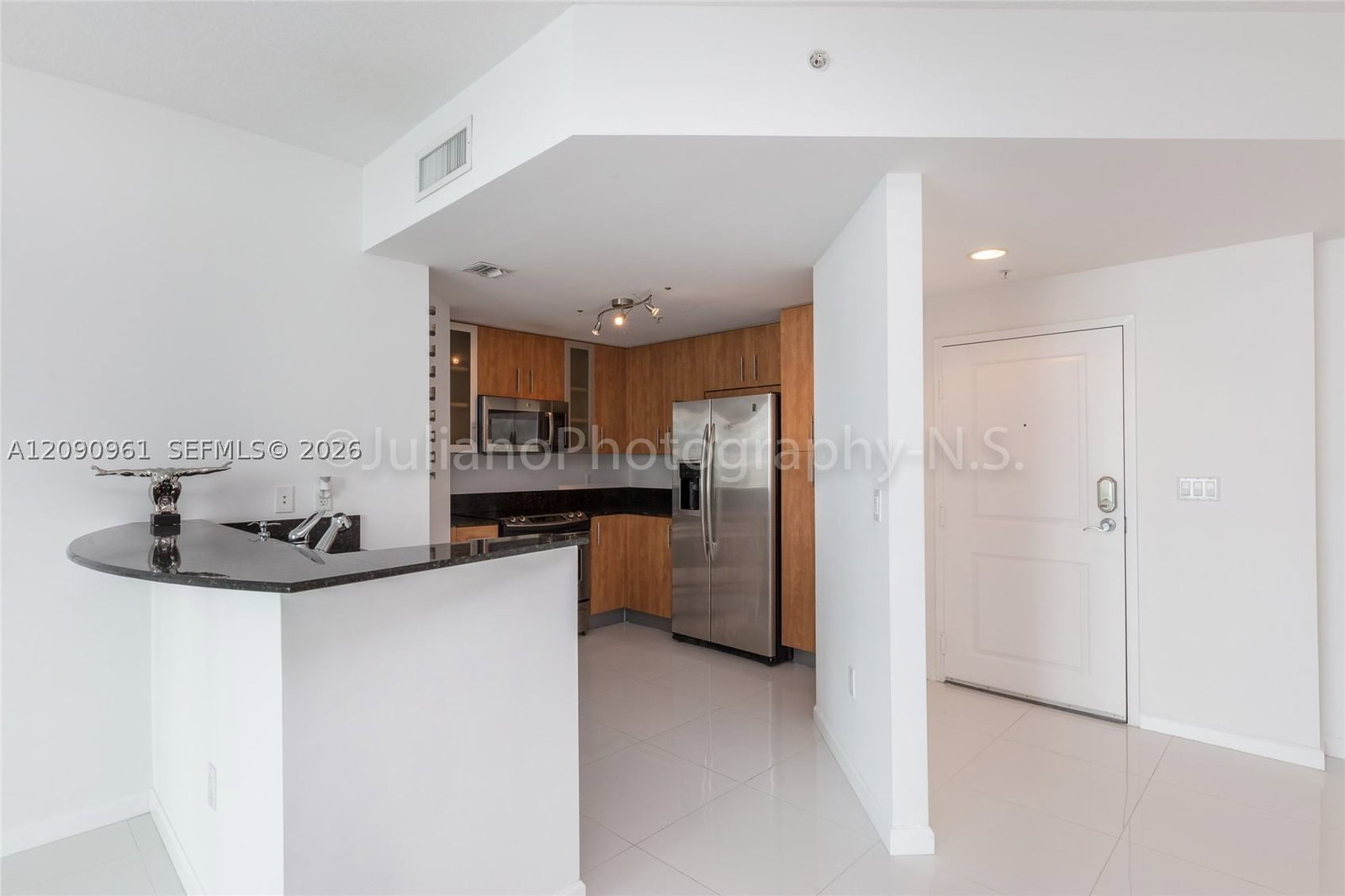 Real estate property located at 7910 Harbor Island Dr #507, Miami-dade, 360 Condo B, North Bay Village, FL