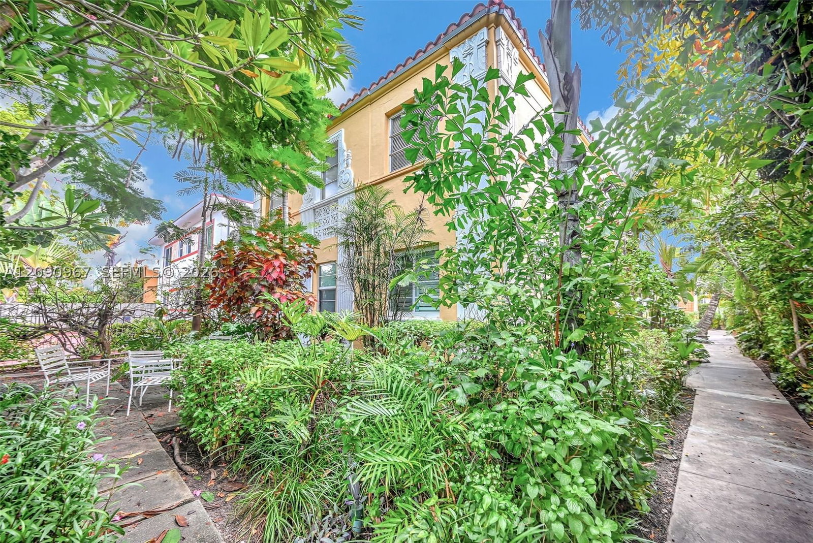 Real estate property located at 846 Jefferson Ave #8, Miami-dade, Flamingo Wave Condo, Miami Beach, FL