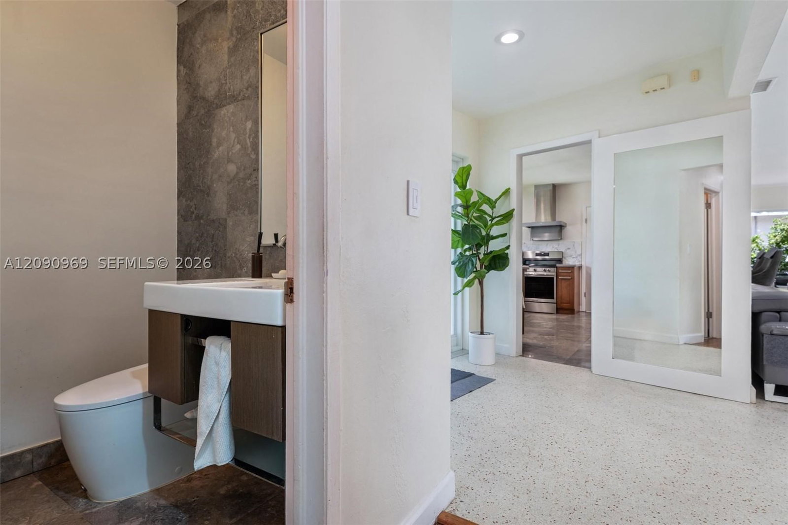 Real estate property located at 9217 Bay Dr, Miami-dade, Altos Del Mar No 5, Surfside, FL