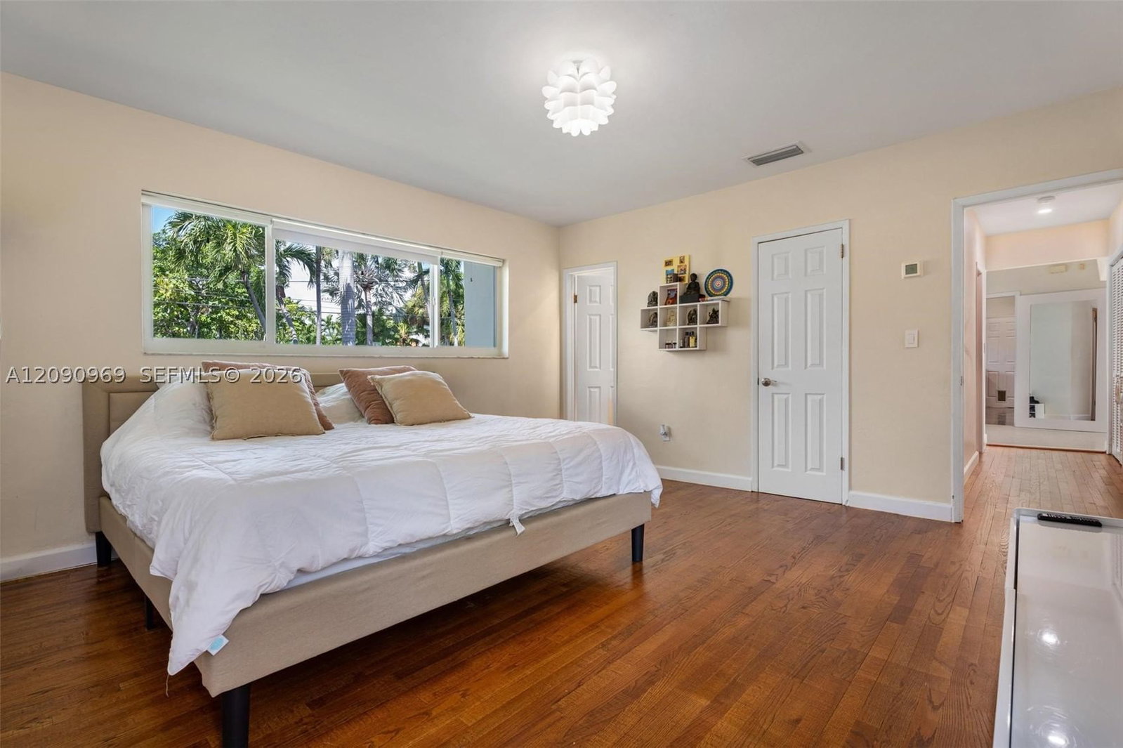 Real estate property located at 9217 Bay Dr, Miami-dade, Altos Del Mar No 5, Surfside, FL
