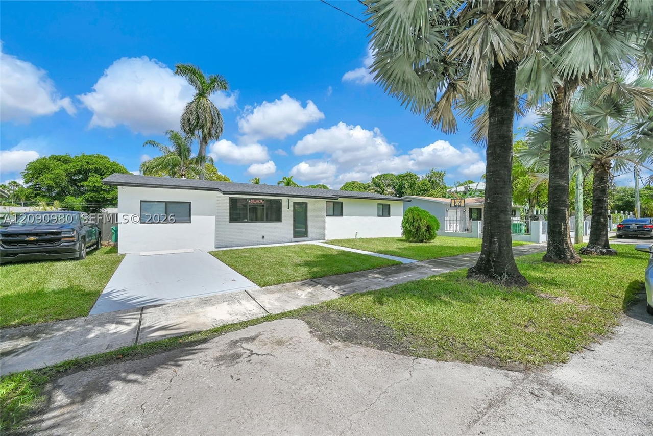 Real estate property located at 51 161st St, Miami-dade, Bisc Gardens Sec C, Miami, FL