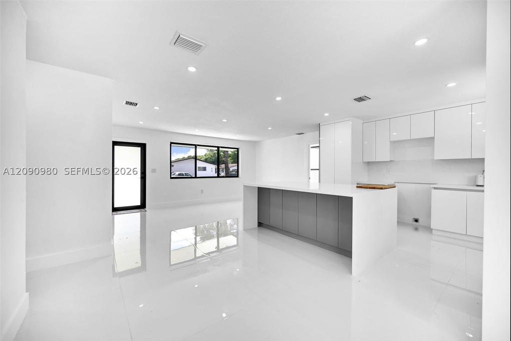 Real estate property located at 51 161st St, Miami-dade, Bisc Gardens Sec C, Miami, FL