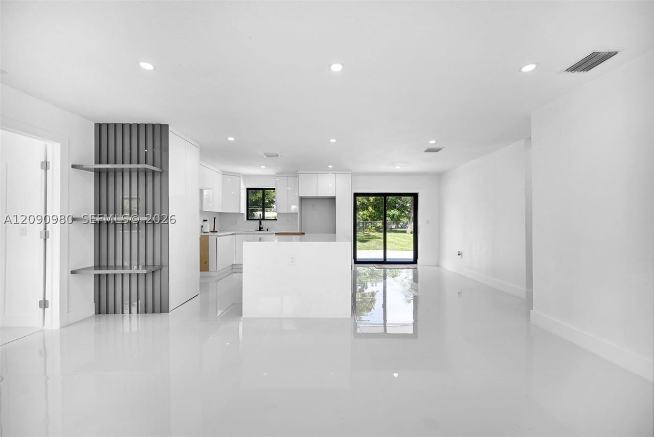Real estate property located at 51 161st St, Miami-dade, Bisc Gardens Sec C, Miami, FL