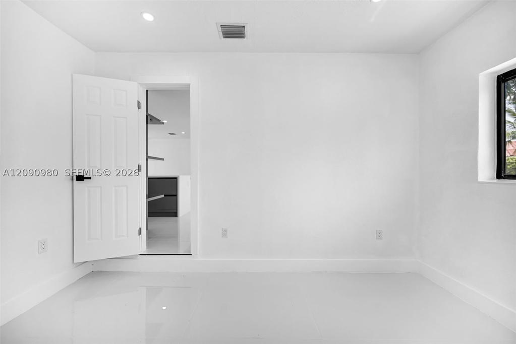 Real estate property located at 51 161st St, Miami-dade, Bisc Gardens Sec C, Miami, FL
