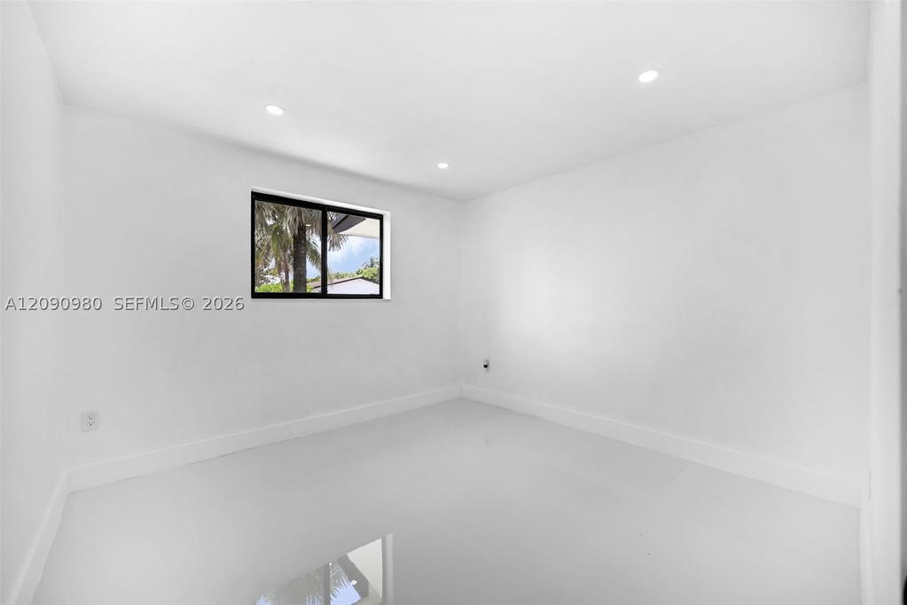 Real estate property located at 51 161st St, Miami-dade, Bisc Gardens Sec C, Miami, FL