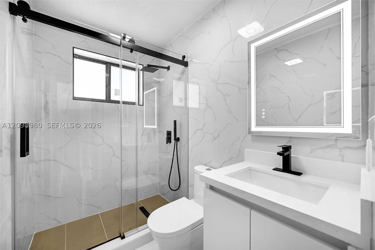 Real estate property located at 51 161st St, Miami-dade, Bisc Gardens Sec C, Miami, FL