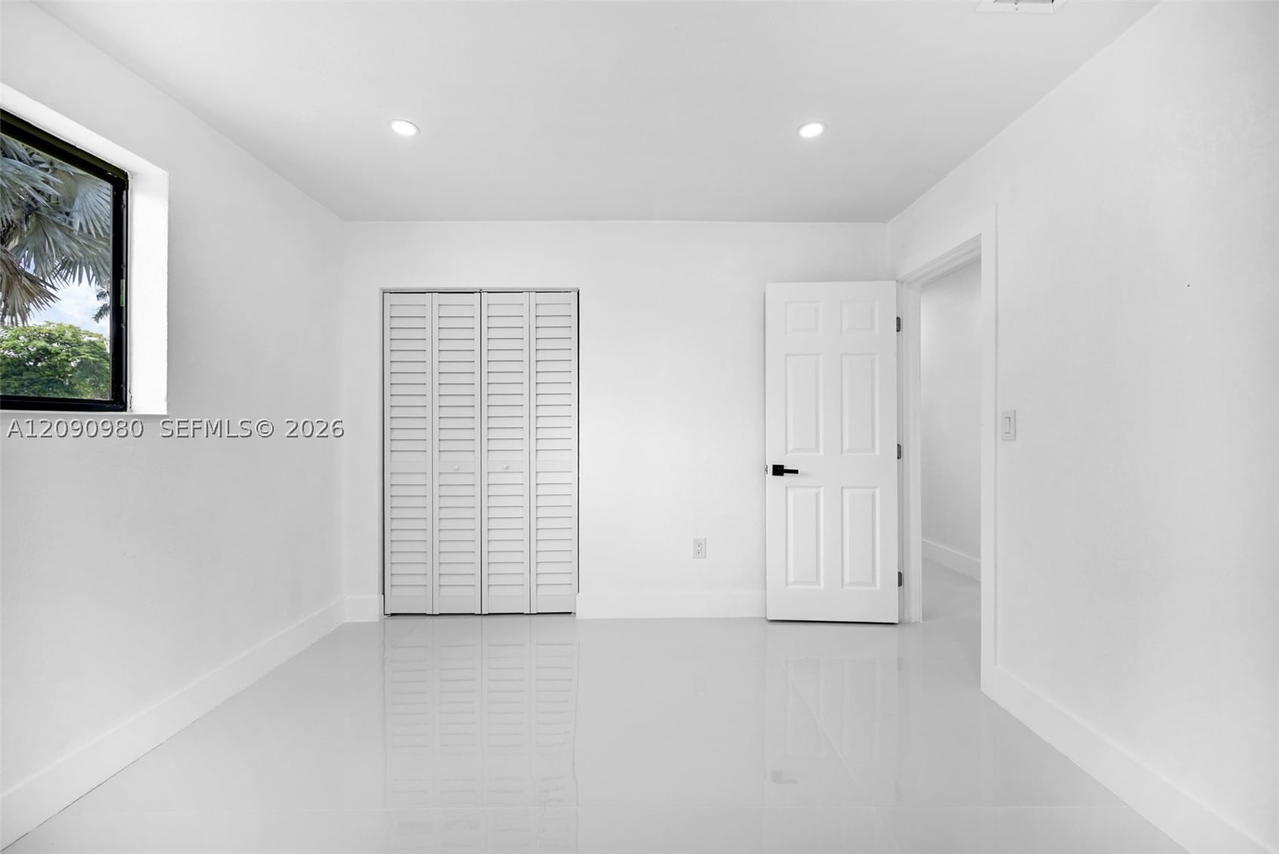 Real estate property located at 51 161st St, Miami-dade, Bisc Gardens Sec C, Miami, FL