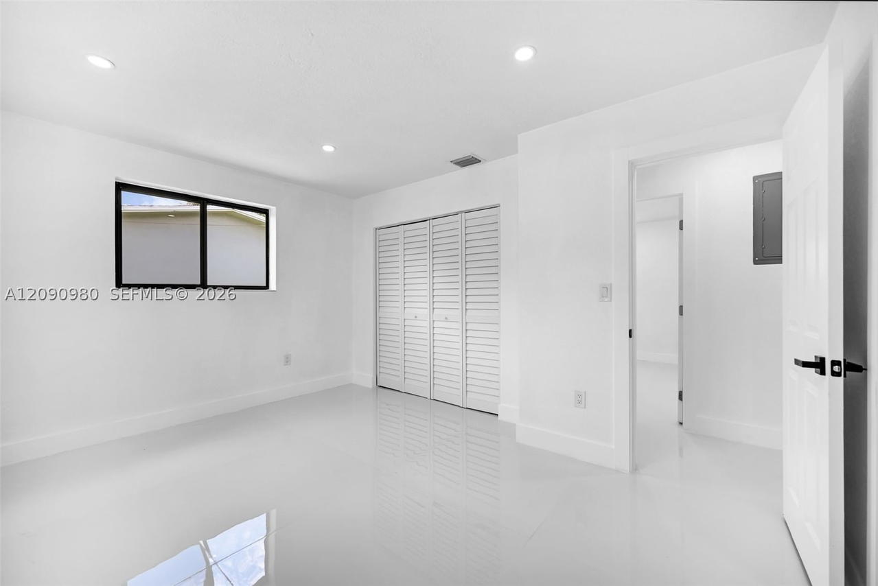 Real estate property located at 51 161st St, Miami-dade, Bisc Gardens Sec C, Miami, FL