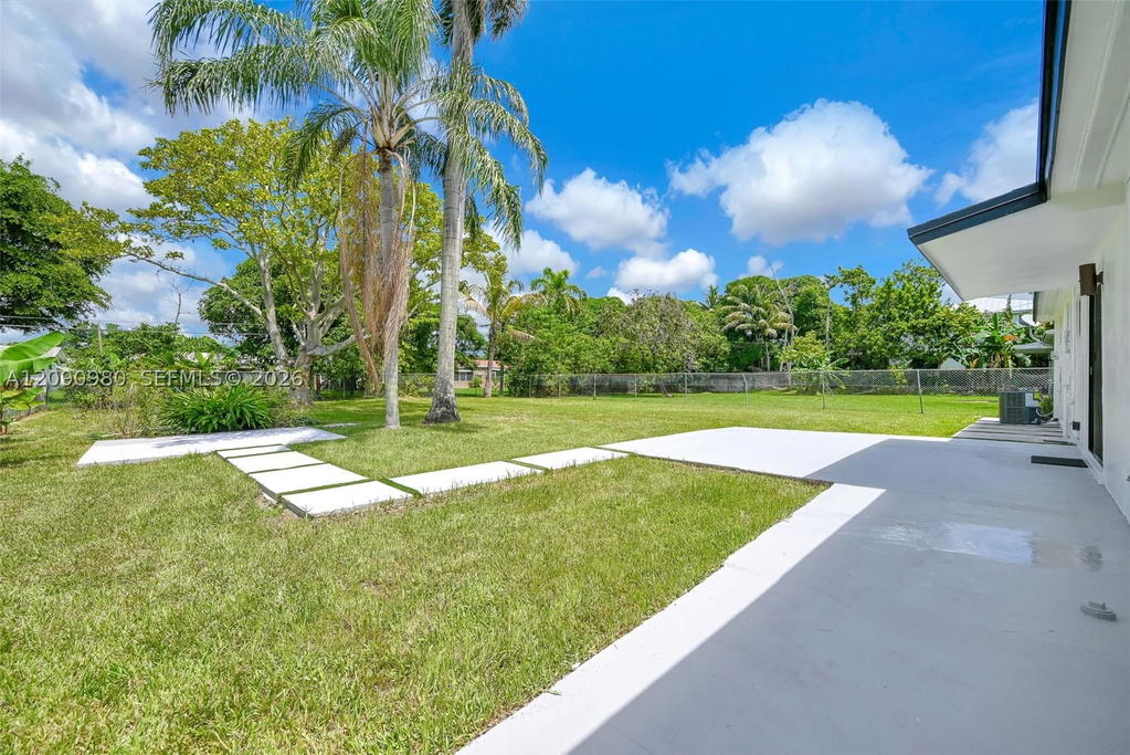 Real estate property located at 51 161st St, Miami-dade, Bisc Gardens Sec C, Miami, FL