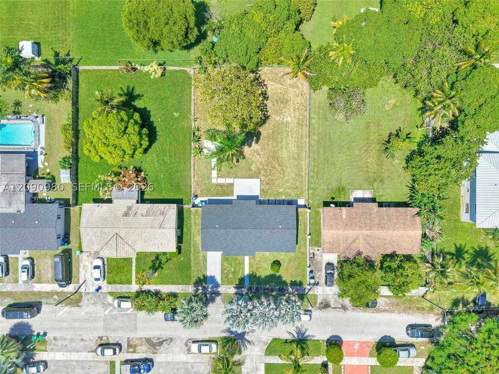 Real estate property located at 51 161st St, Miami-dade, Bisc Gardens Sec C, Miami, FL