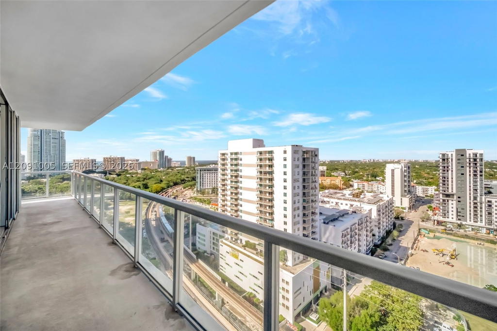 Real estate property located at 79 12th St #2201-S, Miami-dade, The Axis On Brickell Condo, Miami, FL