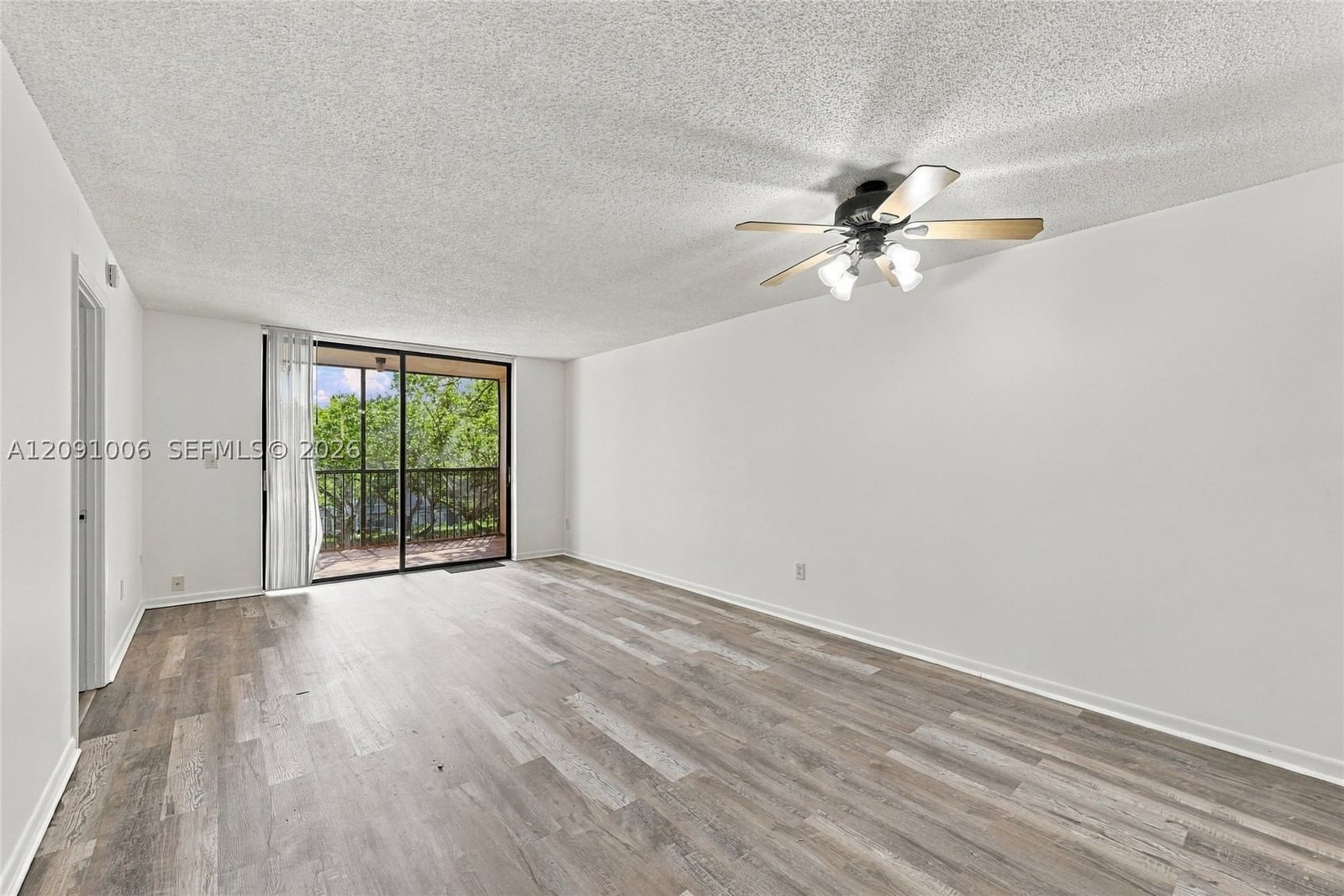 Real estate property located at 6800 Cypress Rd #411, Broward, Royal Palm At Plantation, Plantation, FL