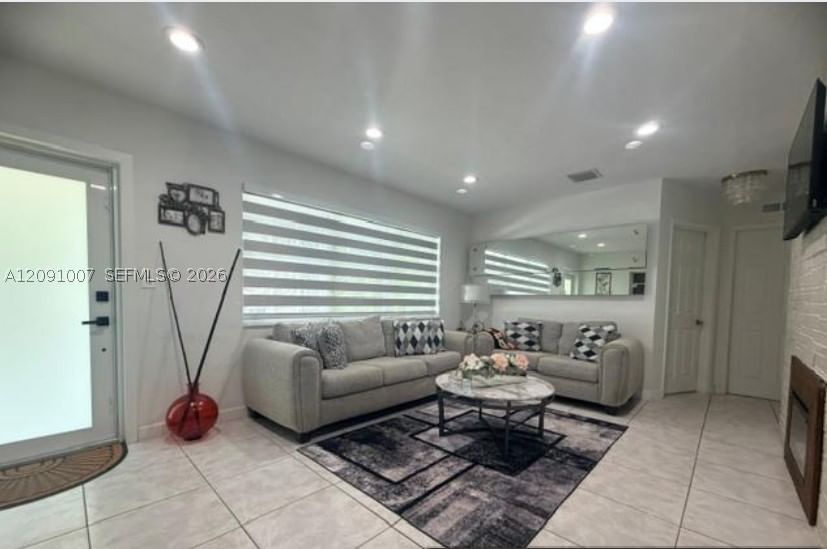 Real estate property located at 2630 De Soto Dr, Broward, Miramar Sec 6, Miramar, FL