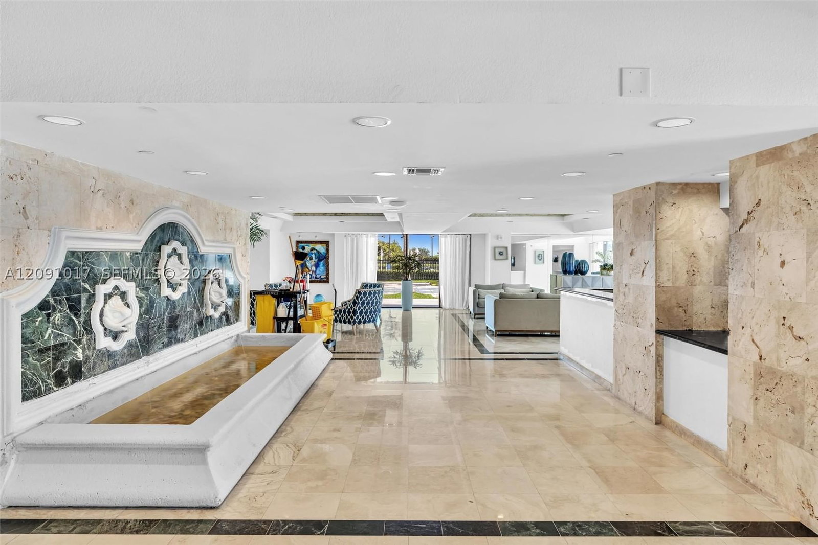 Real estate property located at 2625 Collins Ave #1109, Miami-dade, Oceanfront Plaza Condo, Miami Beach, FL