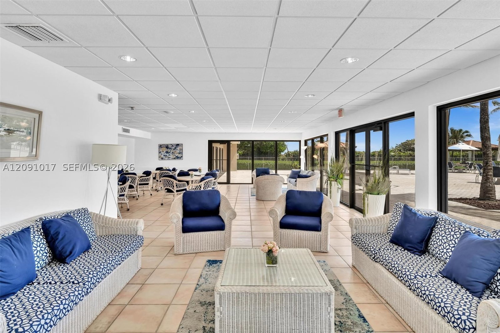 Real estate property located at 2625 Collins Ave #1109, Miami-dade, Oceanfront Plaza Condo, Miami Beach, FL