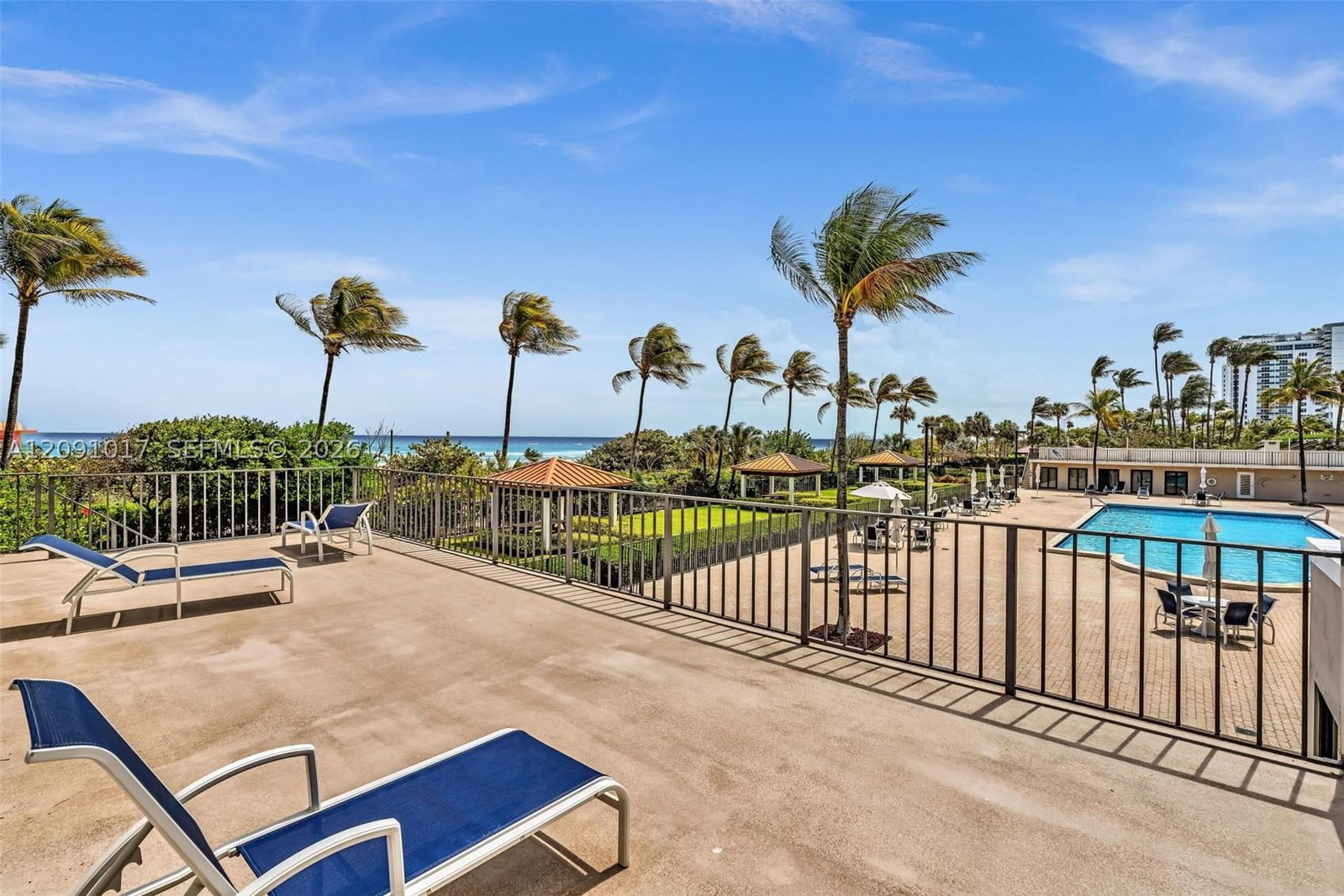 Real estate property located at 2625 Collins Ave #1109, Miami-dade, Oceanfront Plaza Condo, Miami Beach, FL