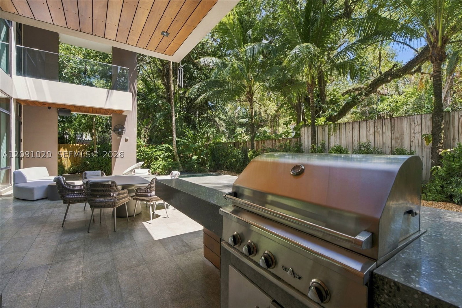 Real estate property located at 2803 Crystal Ct, Miami-dade, Crystal Heights, Miami, FL