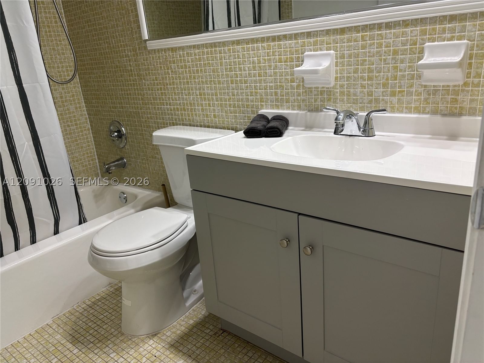 Real estate property located at 1701 Washington St #604, Broward, Princeton Condominium, Hollywood, FL