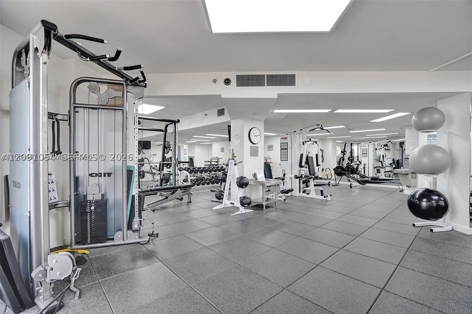 Real estate property located at 20185 Country Club Dr TS-7, Miami-dade, The Landmark Condo, Aventura, FL