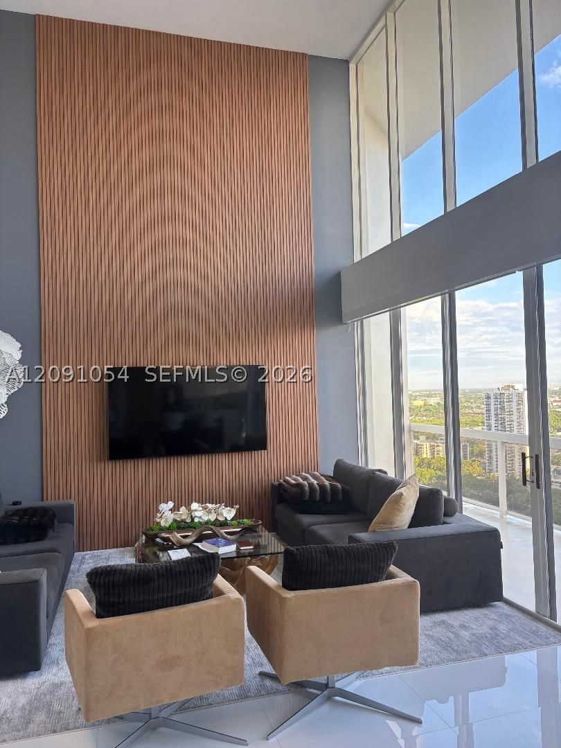 Real estate property located at 20185 Country Club Dr TS-7, Miami-dade, The Landmark Condo, Aventura, FL