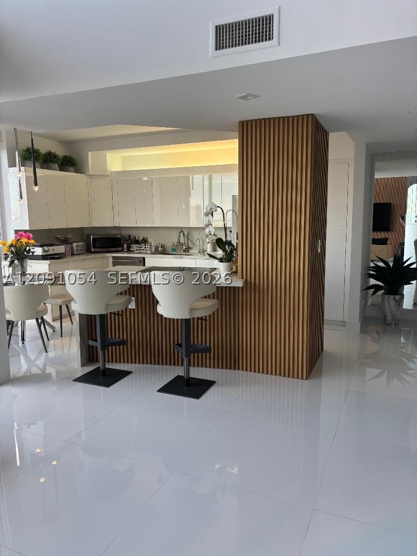 Real estate property located at 20185 Country Club Dr TS-7, Miami-dade, The Landmark Condo, Aventura, FL