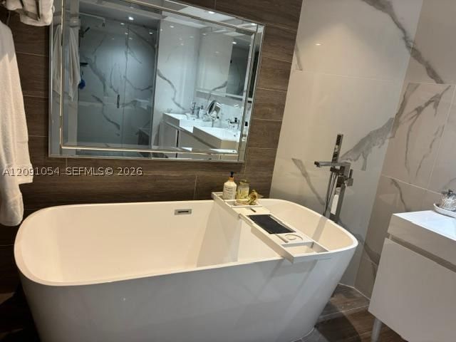 Real estate property located at 20185 Country Club Dr TS-7, Miami-dade, The Landmark Condo, Aventura, FL