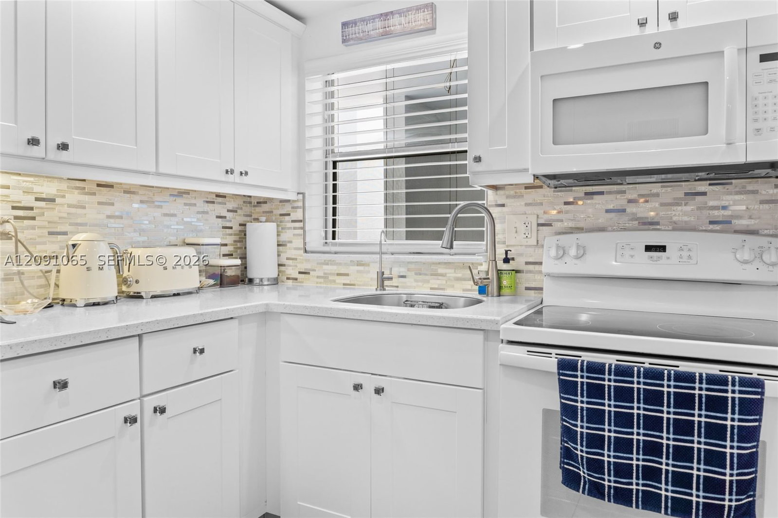 Real estate property located at 1720 Jefferson St #407, Broward, Sun Haven Towers Condo, Hollywood, FL