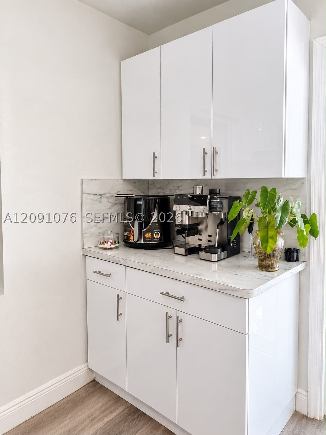 Real estate property located at 2331 Mckinley St, Broward, Hollywood Park, Hollywood, FL