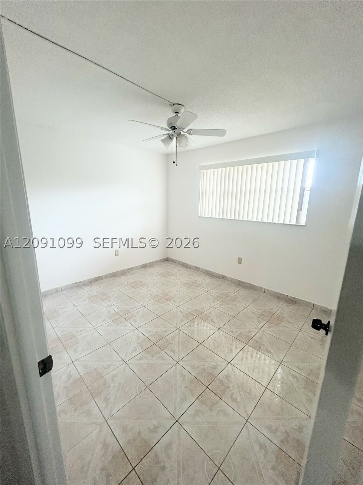 Real estate property located at 8345 Sunrise Lakes Blvd #210, Broward, Sunrise Lakes 42 Condo, Sunrise, FL