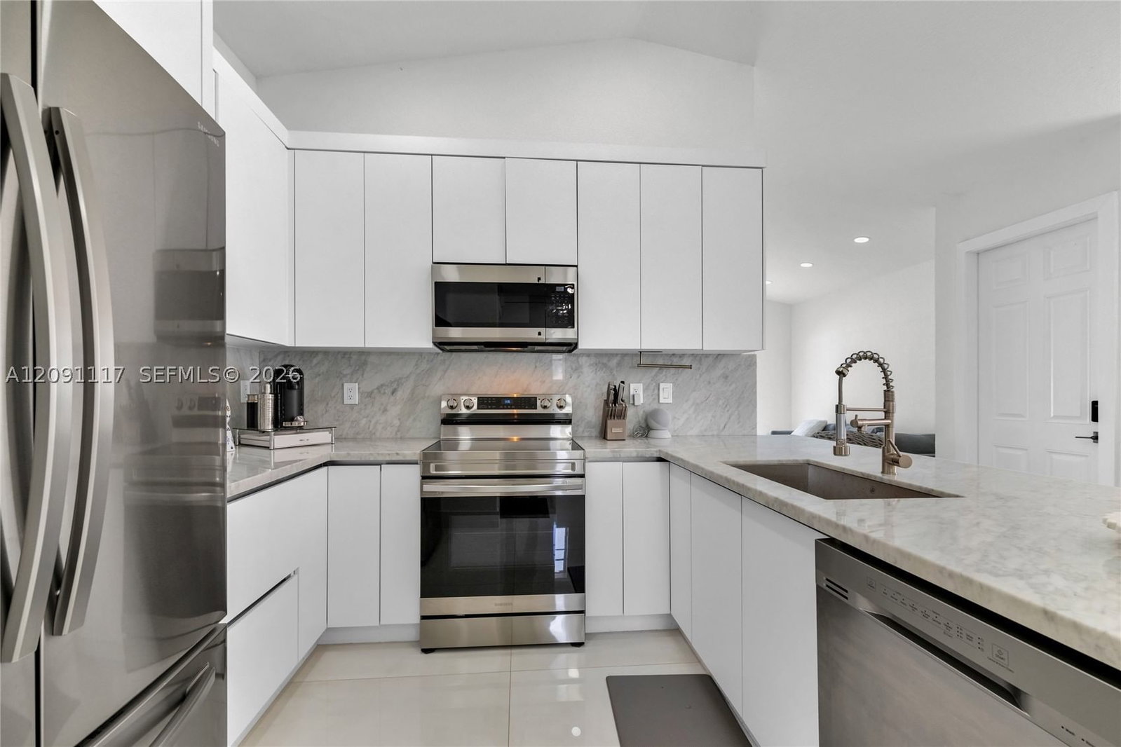 Real estate property located at 2663 187th Ave, Broward, Parcel D At Sunset Lakes, Miramar, FL