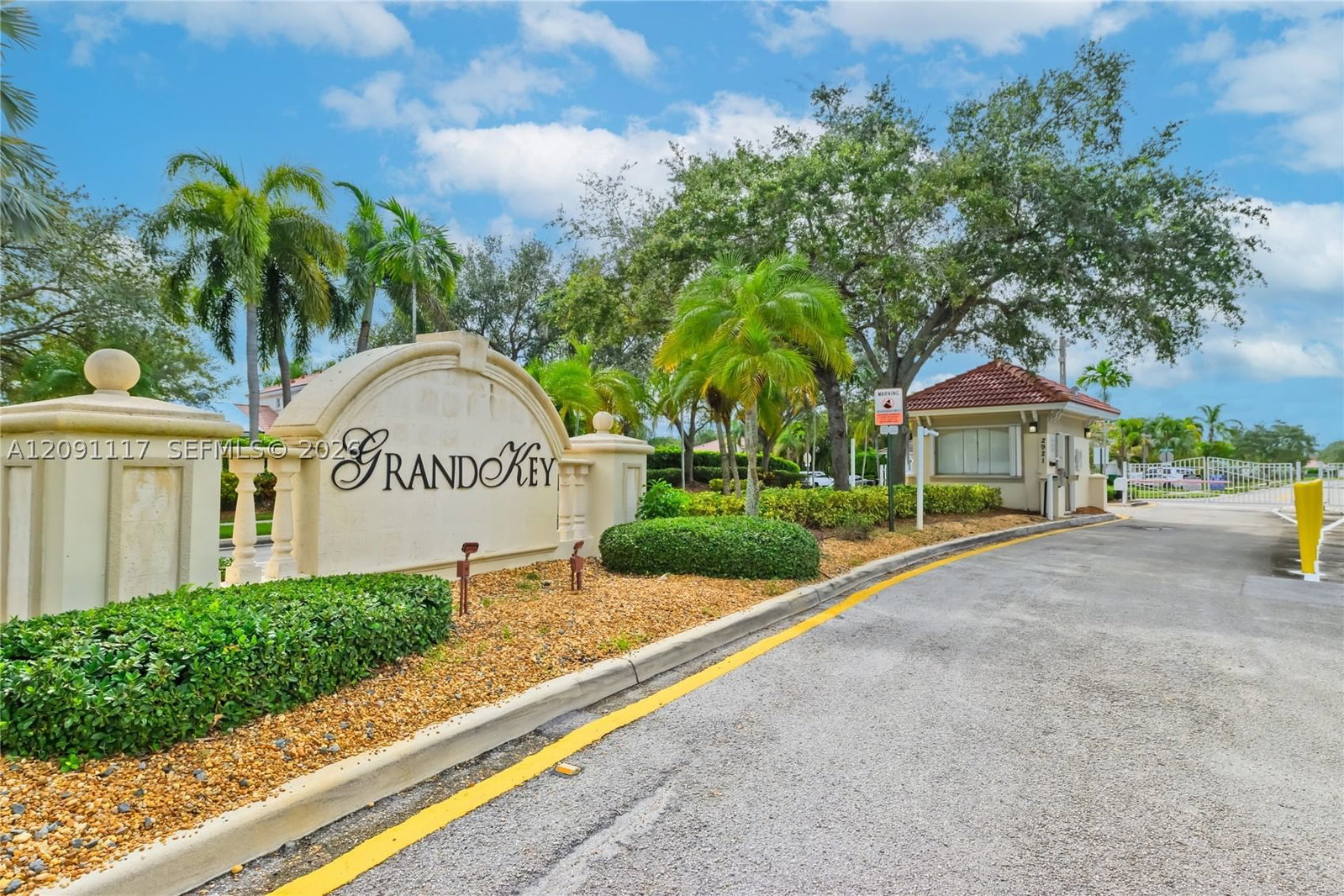 Real estate property located at 2663 187th Ave, Broward, Parcel D At Sunset Lakes, Miramar, FL