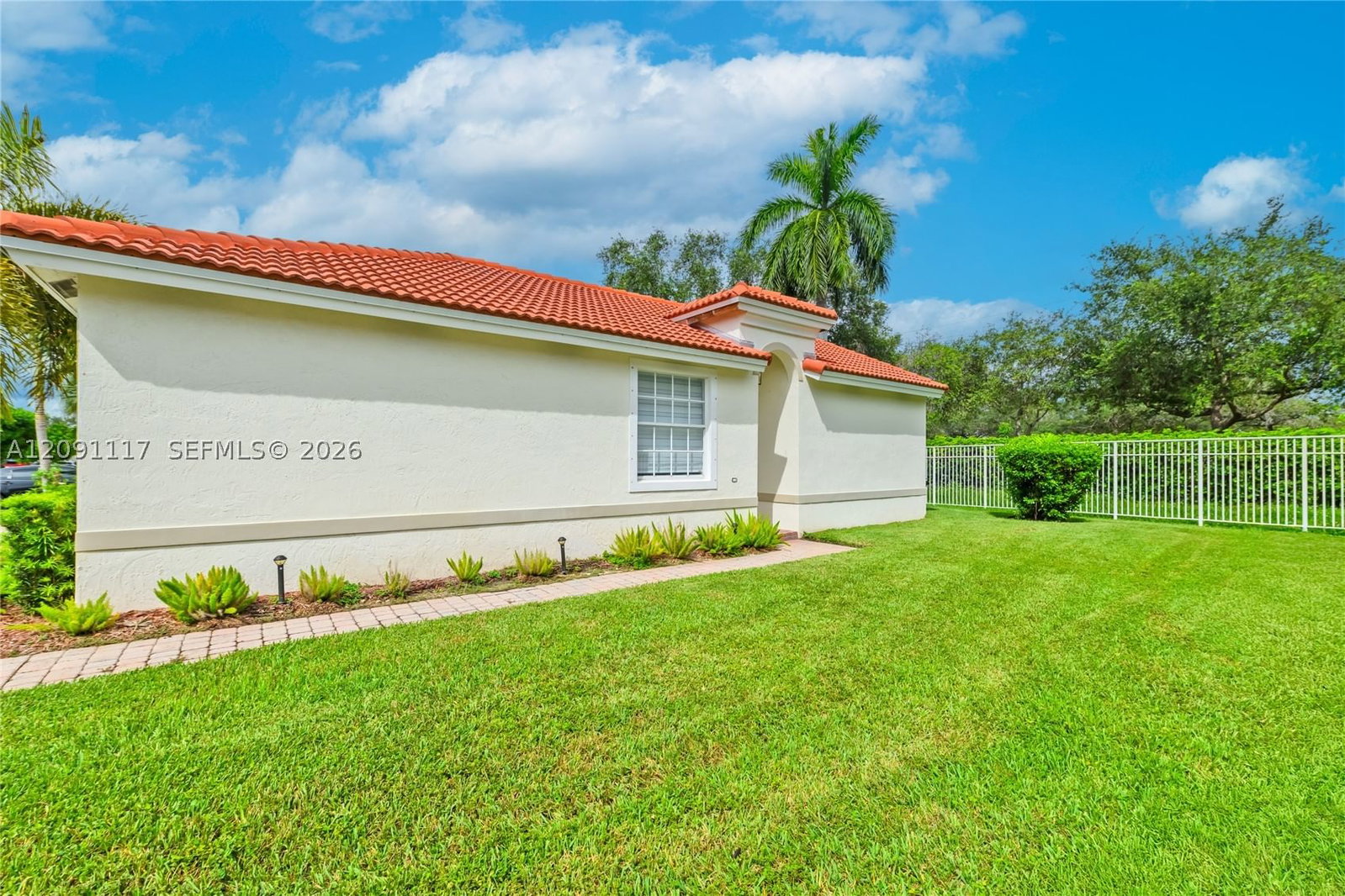 Real estate property located at 2663 187th Ave, Broward, Parcel D At Sunset Lakes, Miramar, FL