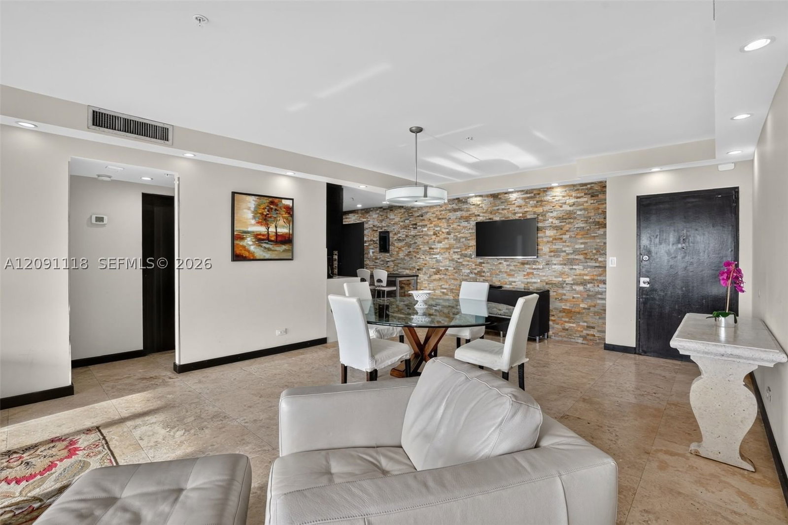 Real estate property located at 5601 Collins ave #1716, Miami-dade, The Pavilion Condo, Miami Beach, FL